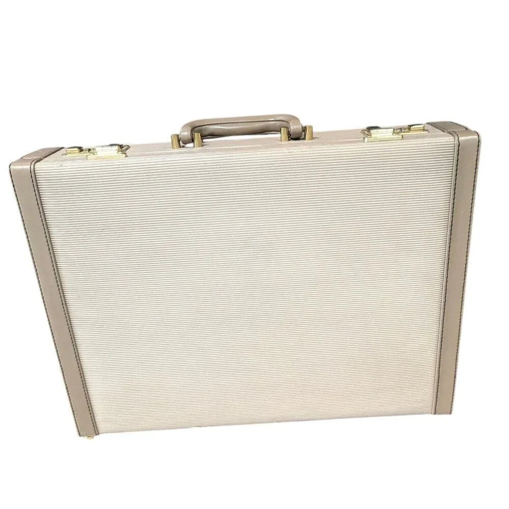 Vintage 1960/1970s Leather Briefcase w Combo lock